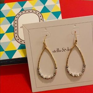 *NEW* Stella & Dot Gold & Silver Rhett hoops 💖